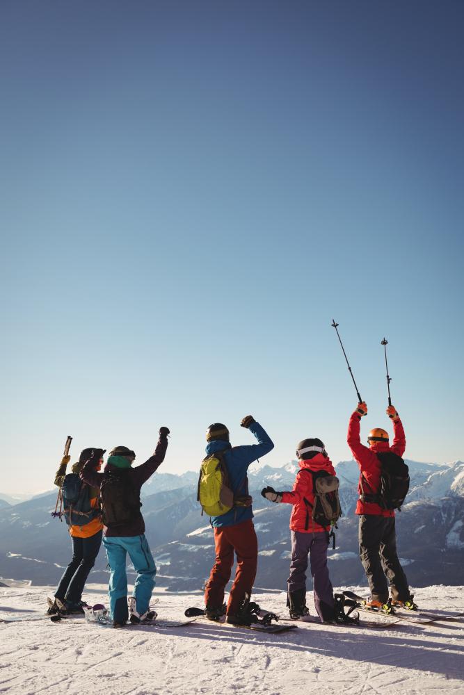 Equipo de deportes de invierno en Skizaak: compra directamente o visita nuestra tienda