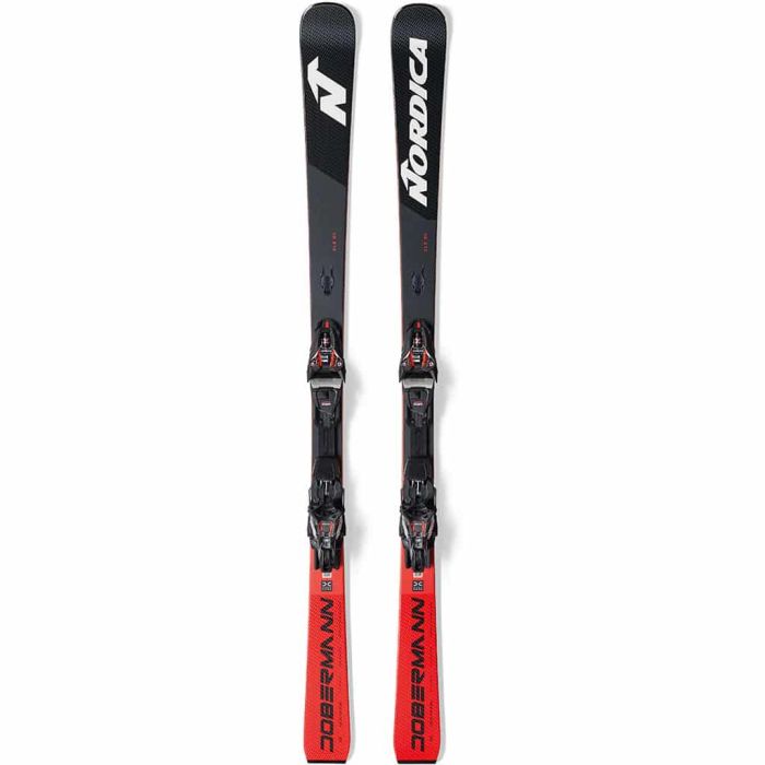 Esquíes Nordica Dobermann SLR con fijaciones montadas, vista lateral.