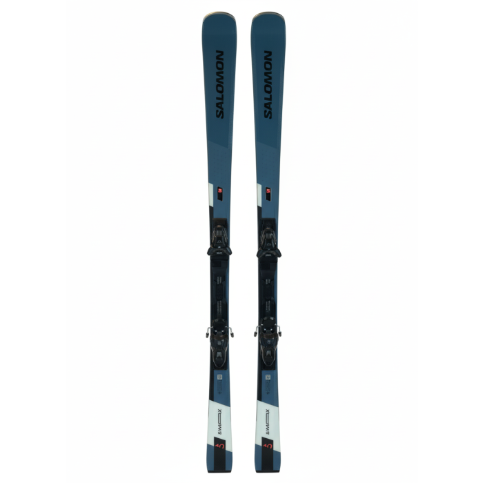 Esquíes Salomon S/MAX 10 con fijaciones Z12, listos para la nieve.