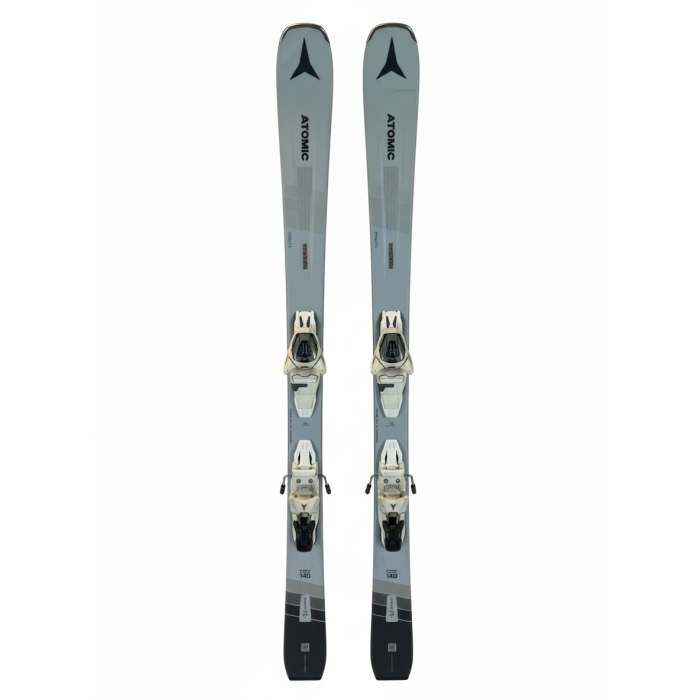Esquíes Atomic Vantage 75C W para mujer con fijaciones montadas.