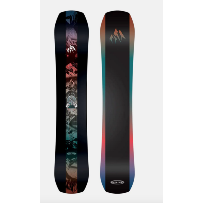 Snowboard de segunda mano con diseño gráfico moderno y colorido.