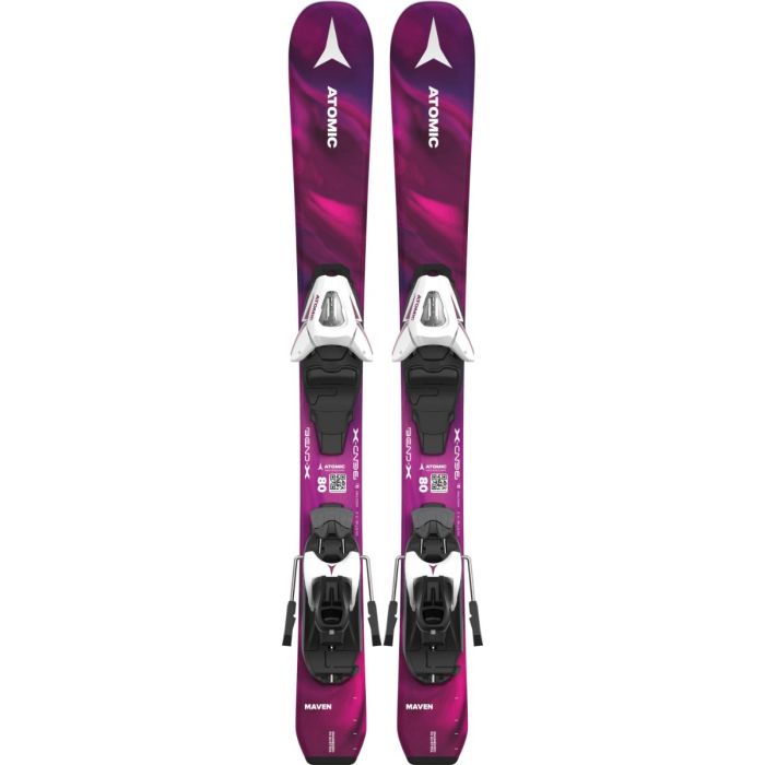 Esquíes Atomic Maven Girl 2024 con fijaciones, diseño morado y blanco.