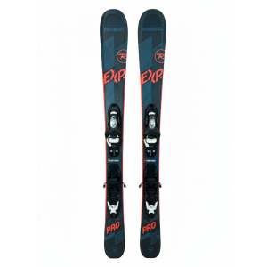 Esquíes Rossignol Experience Pro con fijaciones montadas, listos para usar.